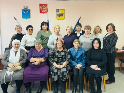 В селе Красный Яр была проведена встреча с родителями погибших воинов СВО.