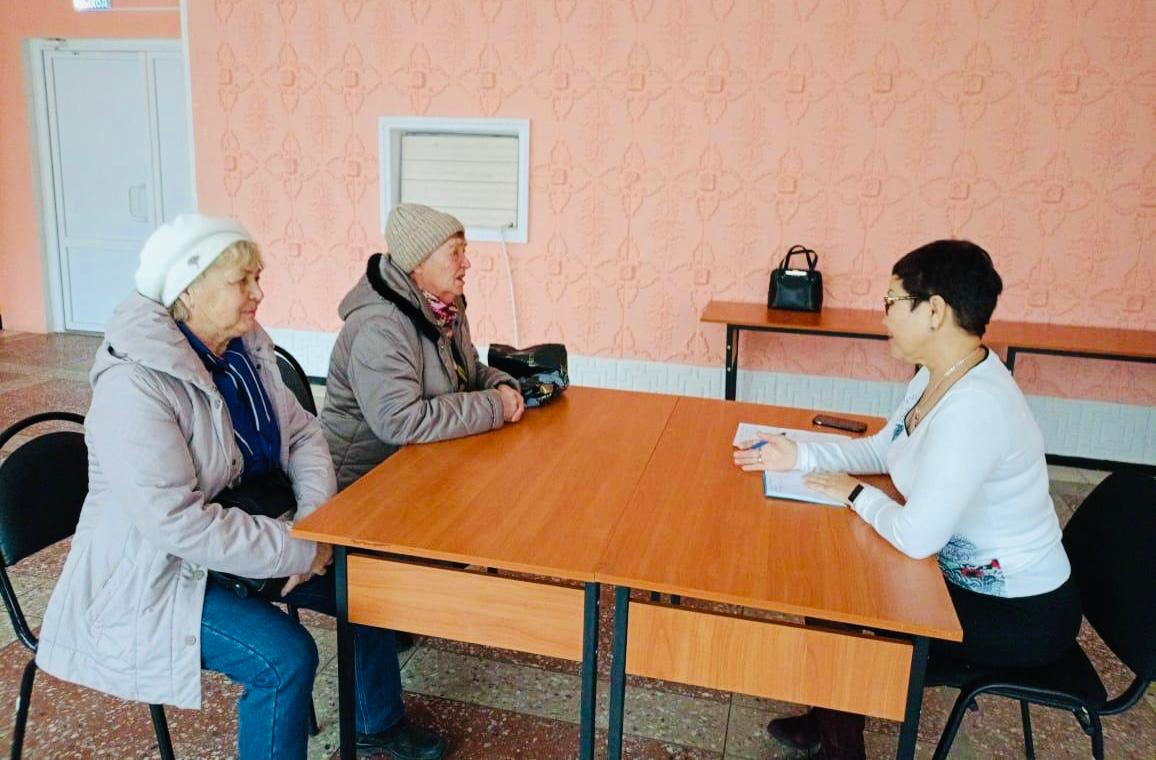 Приём граждан в селах Подстепное, Генеральское и Красный Яр.