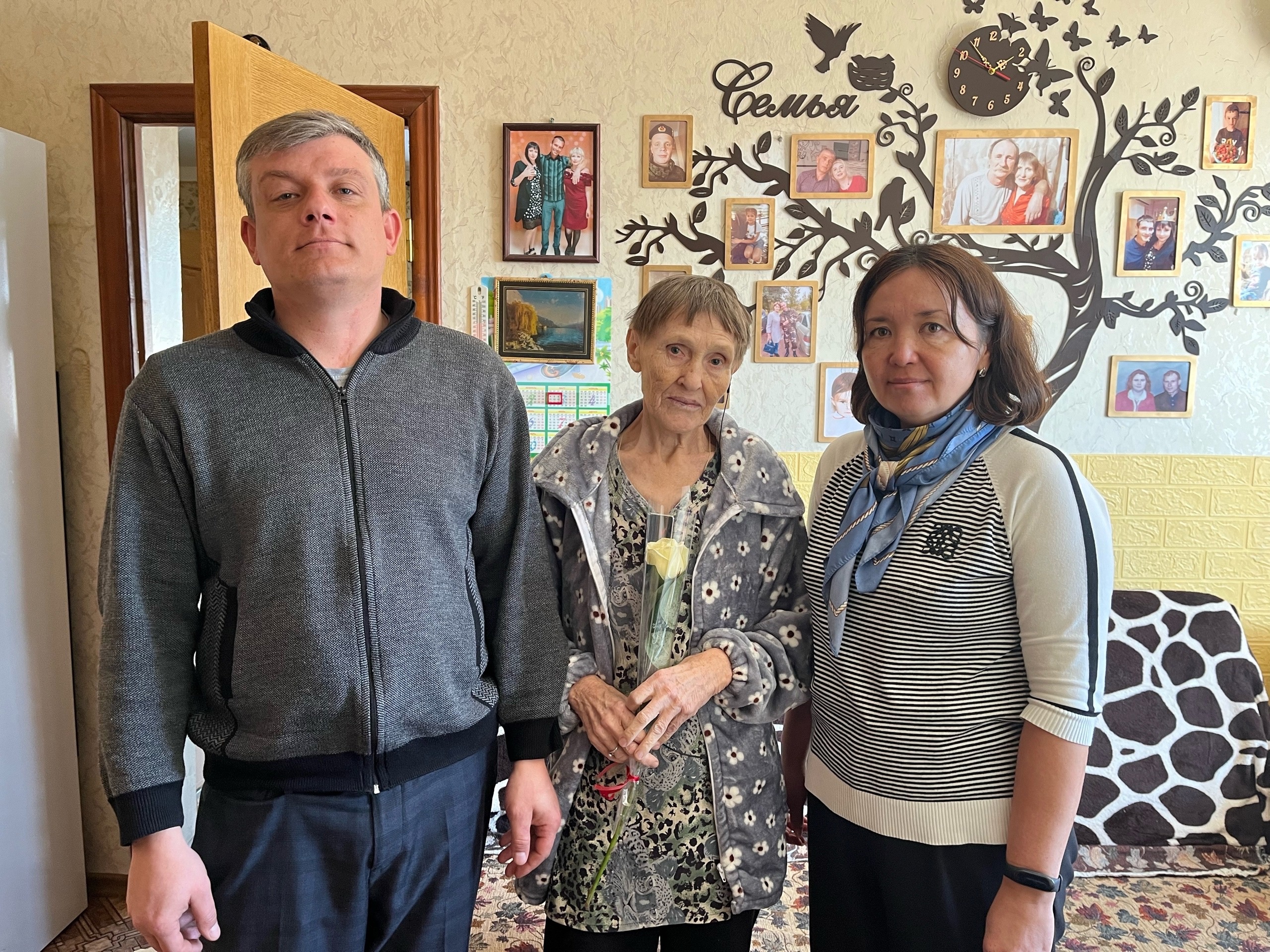 Акция &quot;Букетик с фронта&quot;.